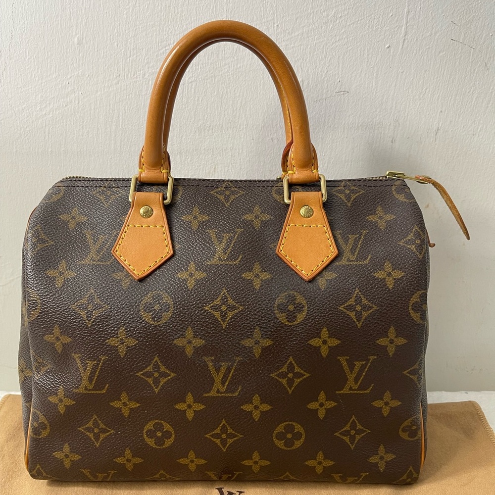 Speedy 25 Monogram 💯 % authentic